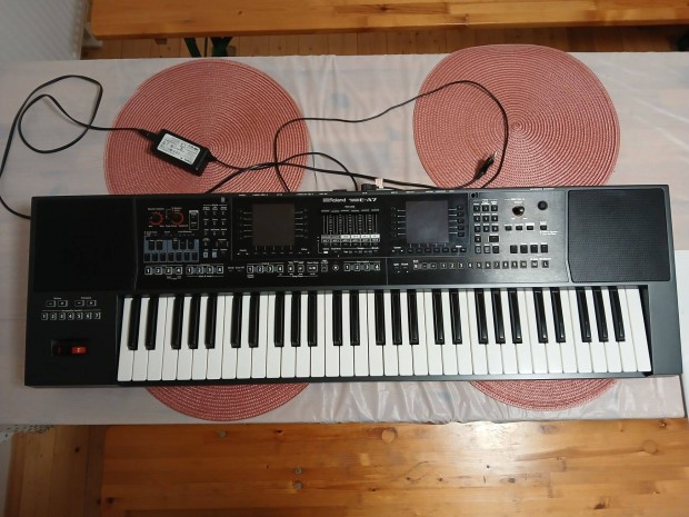 Roland E-A7 elad!Yamaha PSR csere rdekel!