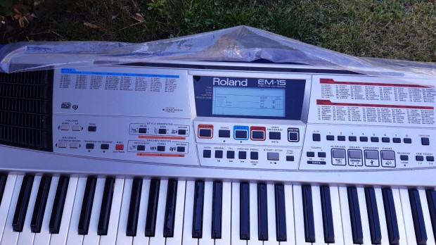 Roland Em 15 szintetiztor 