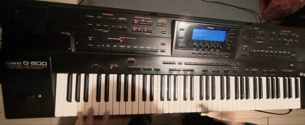 Roland G800 Szintetiztor 