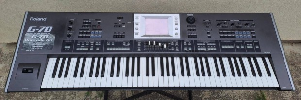 Roland G-70 szintetiztor