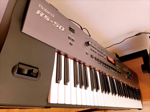 Roland RS-50