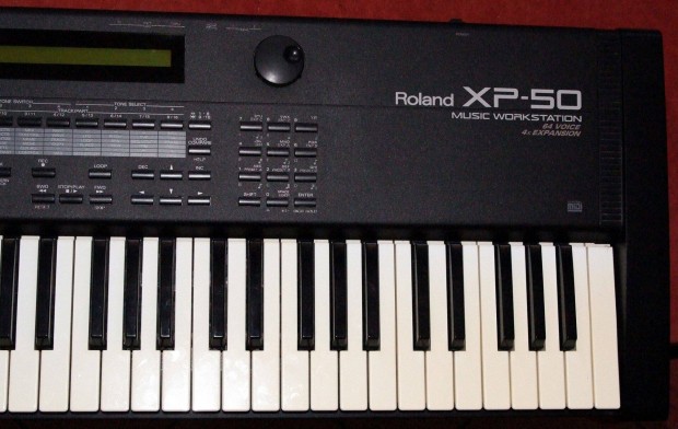 Roland XP 50 szintetiztor Workstation zenei munkalloms