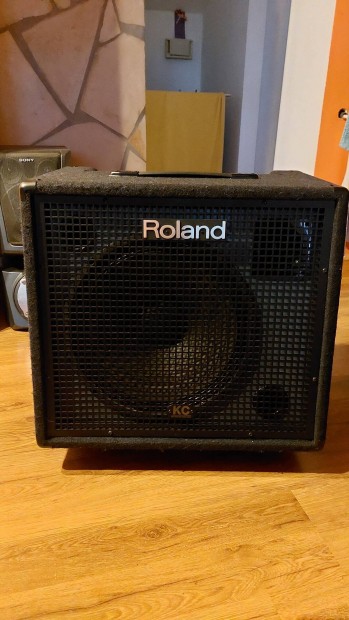 Roland kc 550 szintetiztor komb