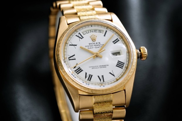 Rolex Day Date 18k arany Morellis finish buckley dial