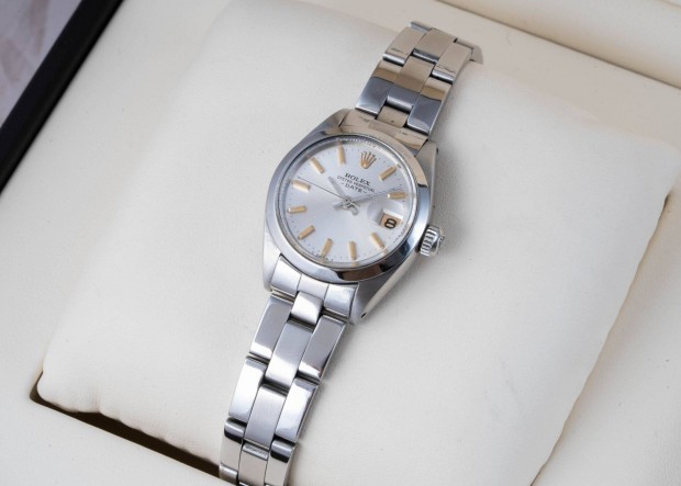 Rolex Oyster Perpetual Date