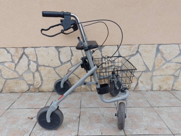 Rollator Trendmobil jrssegit orvosi segdeszkz. 