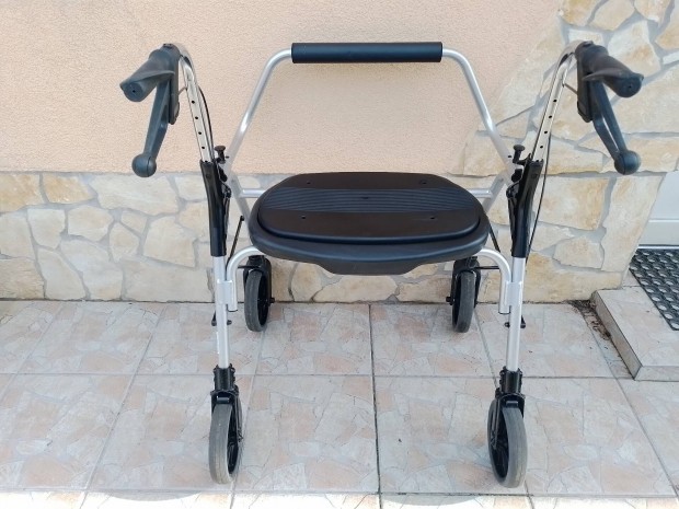 Rollator XXL terhelhetsg 200kg orvosi segdeszkz. .