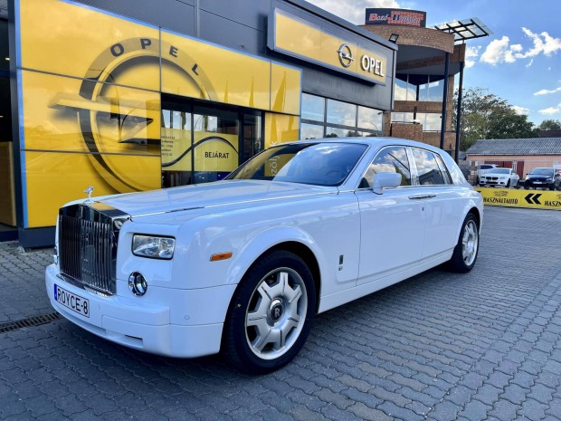 Rolls-Royce Phantom Royce-8 egyedi rendszmmal