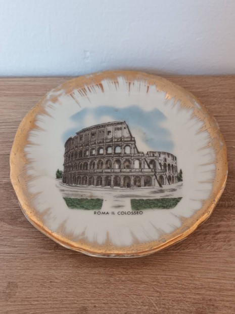 Rmai Colosseum porceln tnyr