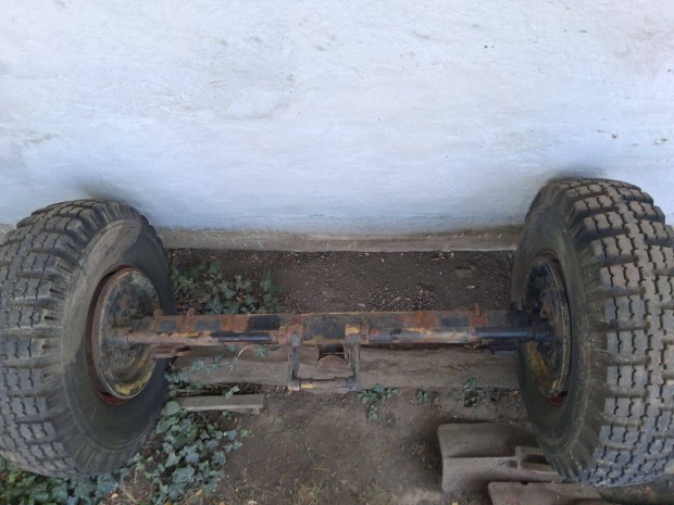 Romn ptkocsi tengely