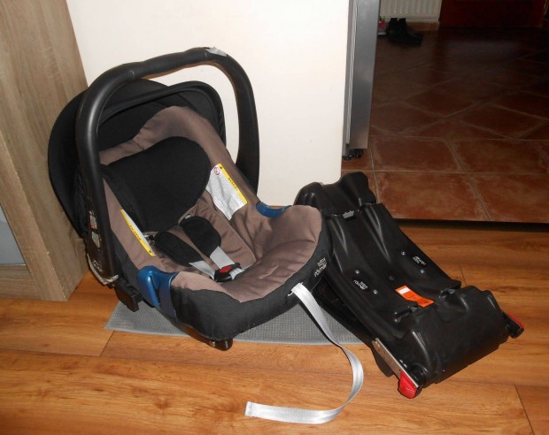 Rmer Baby Safe Plus II hordoz +isofix talp