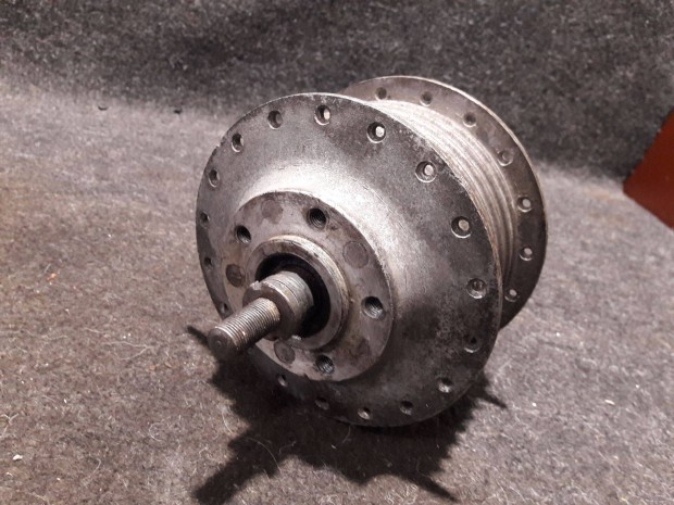 Romet Kadet / Komar komplett h�ts� ker�k agy