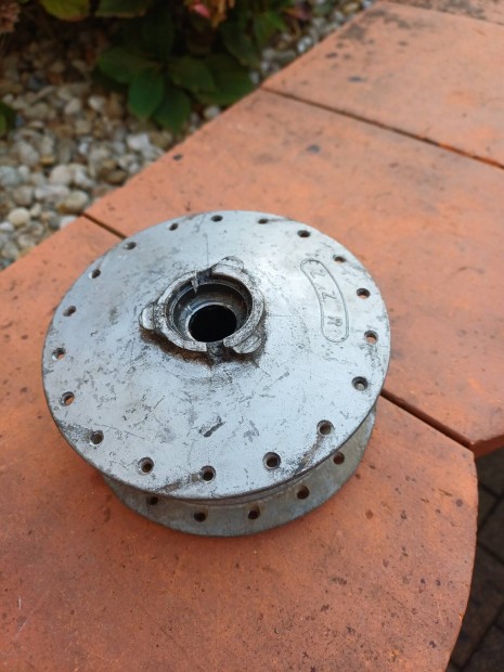 Romet-Komr kerk agy.