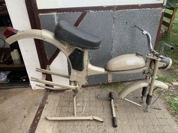 Romet Komr vz s tartozkok