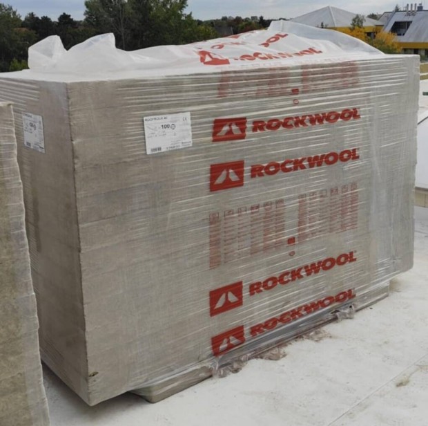 Roofrock 40 10 cm-es lapostet szigetels elad 150 m2 flron!