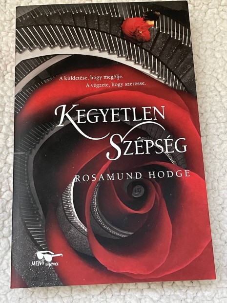 Rosamund Hodge: Kegyetlen szpsg