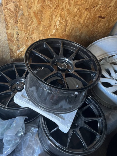 Rota Titan Whhels 4x100 R17