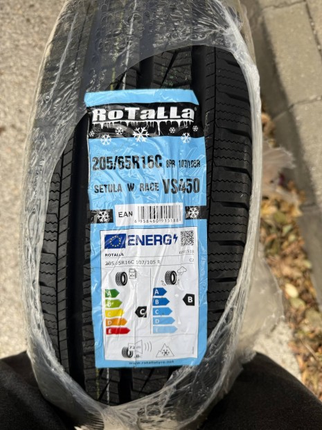 Rotalla 205/65R16C tligumi tli kisteheraut gumi