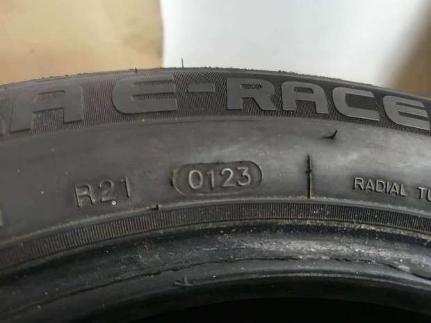 Rotalla Setula E-Race RH01 205/55r16 91V ny�ri gumi szett