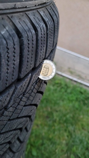 Rotalla Tligumi 205/55 R16 /kb 500 km-ert futott/