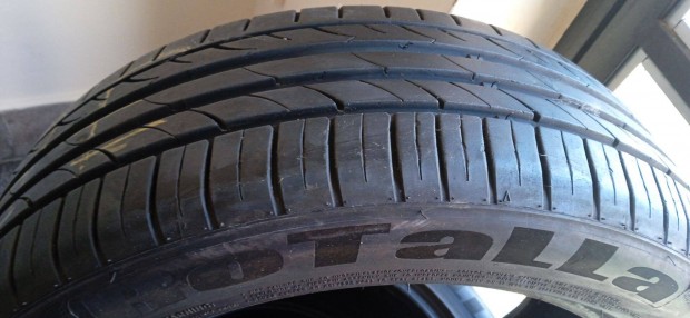 Rotalla ny�ri aut�gumi (4 db)