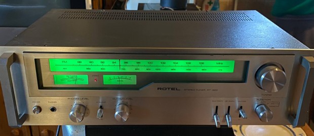 Rotel Stereo Tuner RT-925