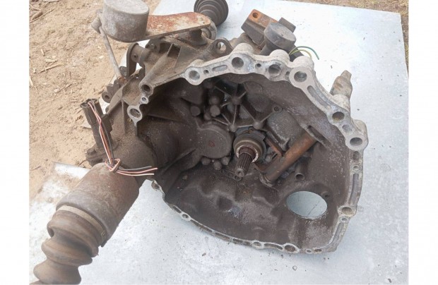 Rover 200 25 400 sebességváltó 1.4 16V váltó,féltengelyek