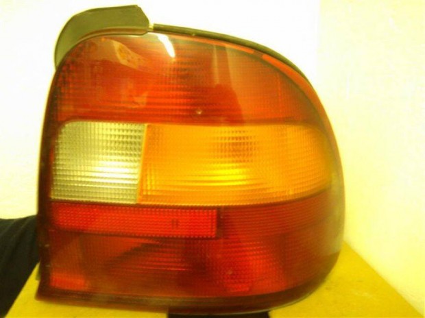 Rover 600 h�ts�l�mpa jobb (4) 1993 -