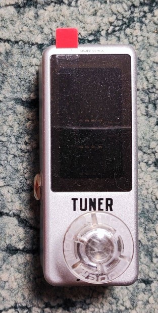 Rowin Tuner Mini pedálos hangoló