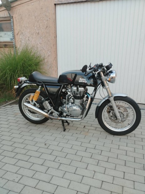 Royal Enfield 500-as GT retro motor 