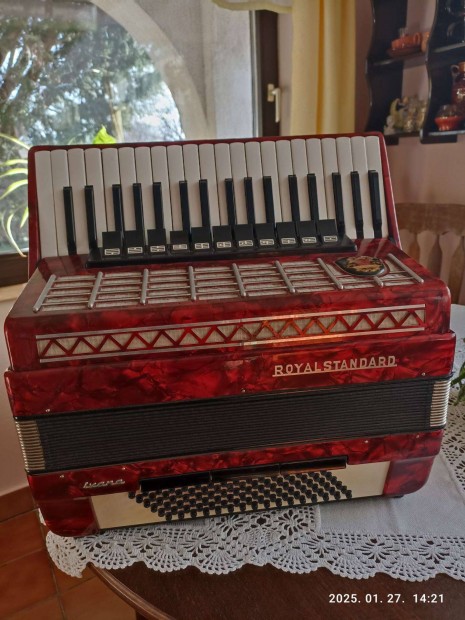 Royal Standard harmonika