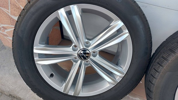 Rrr 3,Gyári, VW Tiguán II 5NA Sebring 18" alufelni,Téligumi