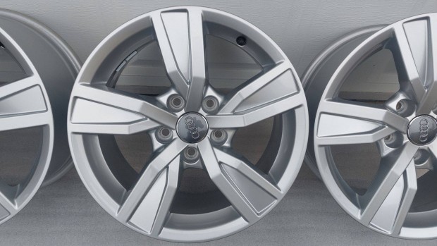 Rrr Eladó,Gyári,Audi A4 B9 16" alufelni