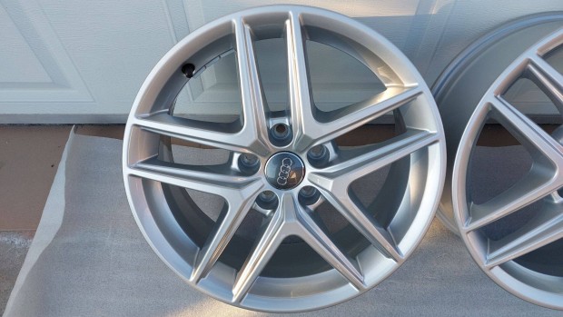 Rrr Gyári,Audi A4 B9 Allroad 17" alufelni