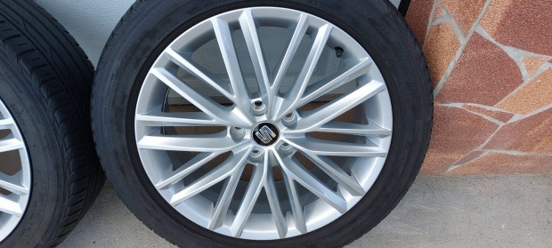 Rrr Gyári, Seat Ateca 18 alufelni , 5x112 nyári gumikkal