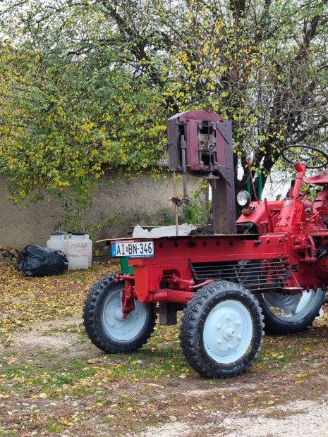 Rs 09 traktor szalagfrsszel friss mszakival