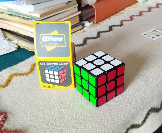 Rubik 3*3 Qy tipus gyors verszeny kocka 3500 Ft