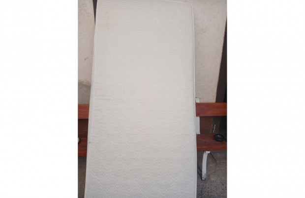 Rugós matrac eladó 90x200 cm méretben
