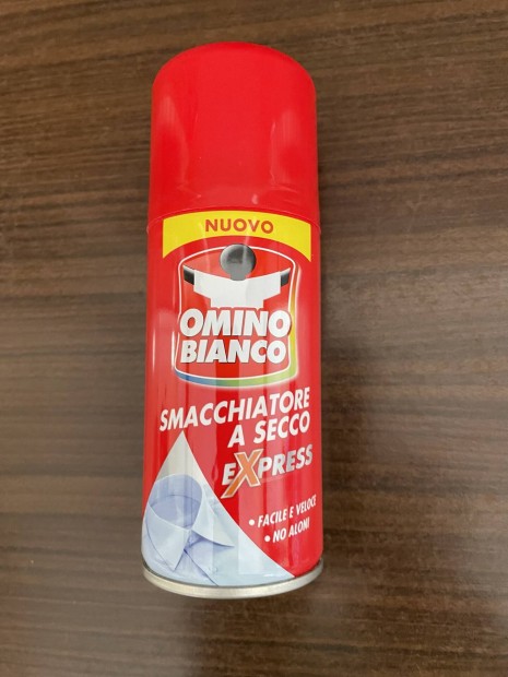 Ruhatiztító spray, folt eltávolító