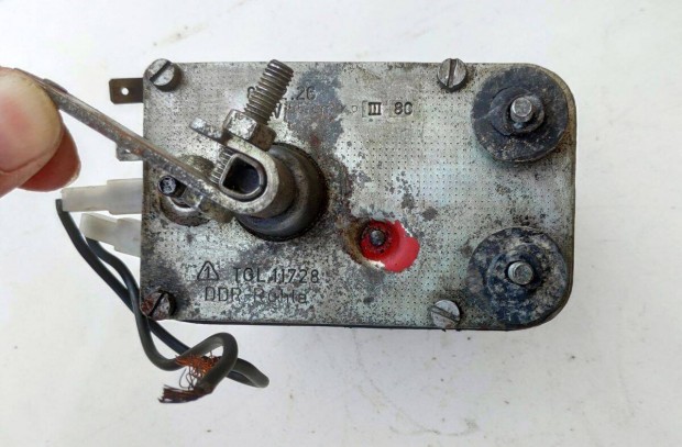 Ruhla (DDR) Ablaktörlő Motor 12V (TGL11728) 1980 (teszteletlen)