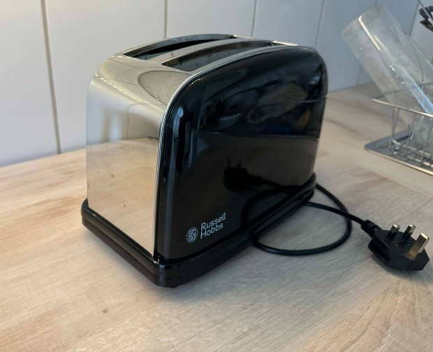 Russel hobbs keny�rpir�t�, angol csatlakoz�s