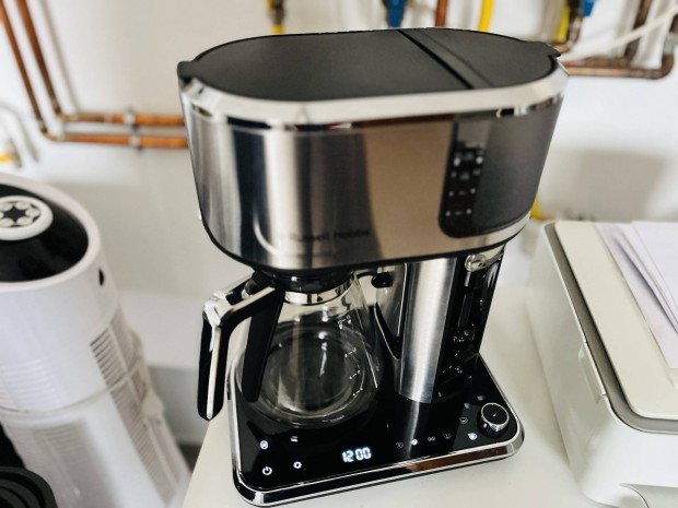 Russell Hobbs Attentiv Coffee Bar