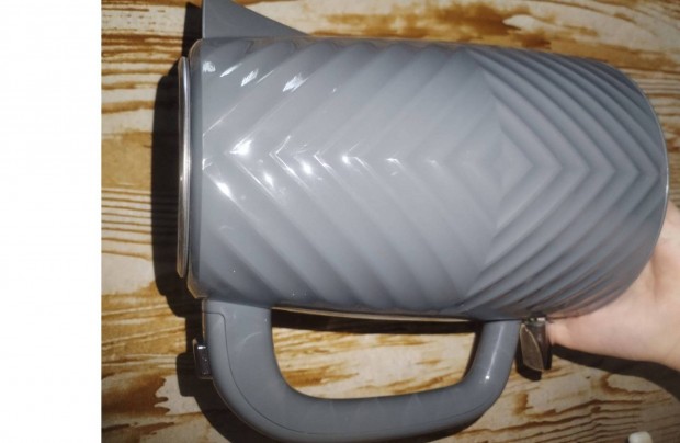 Russell Hobbs vízforraló, szürke, csak kipróbálva volt