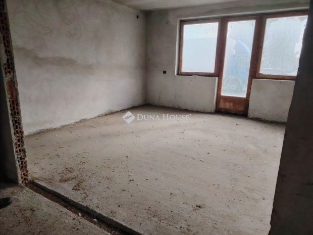 Ruzsai 1500 nm-es h�z elad�