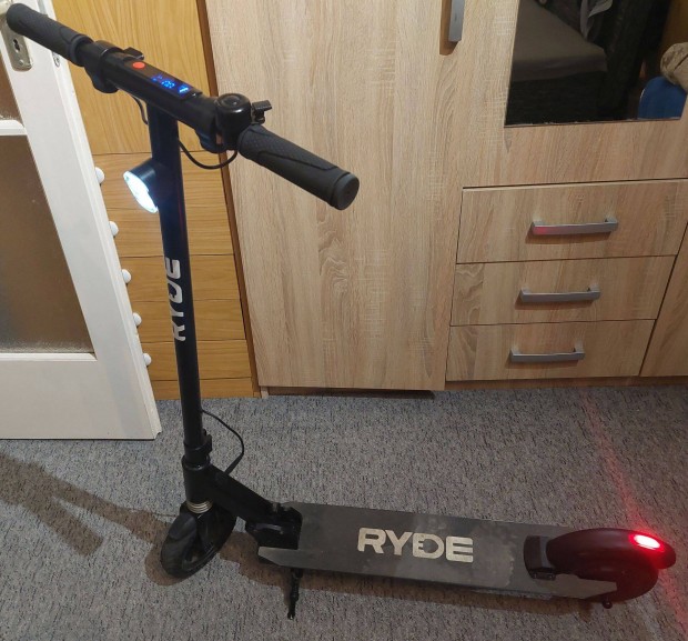 Ryde 300 Skywalk elektromos roller