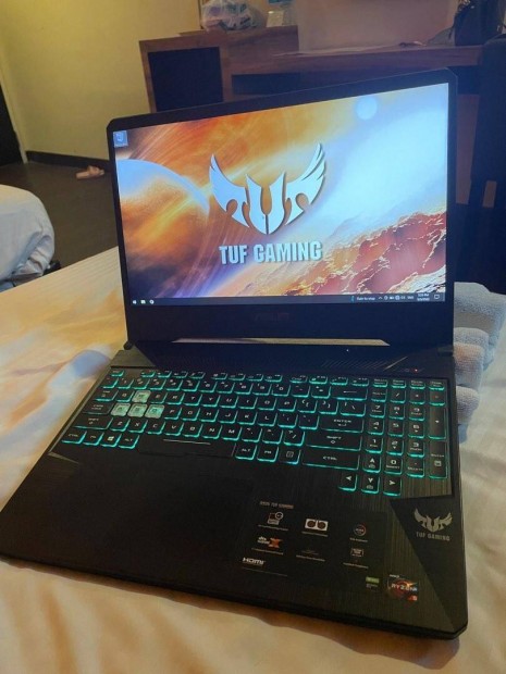 Ryzen7-Asus Tuf Tervez & Gaming FX505DA Laptop-Kitn llapot-Legolcs