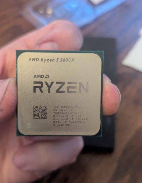 Ryzen 5 5600X Proci