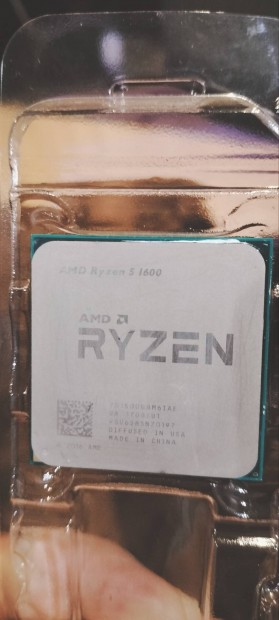 Ryzen 5 AMD Elad!