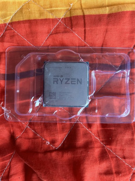 Ryzen 7 2700X processzor htvel