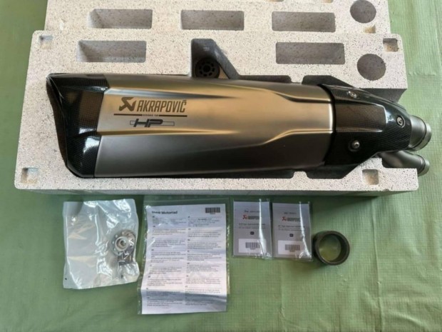 S1000RR Akrapovic Vadonat j
